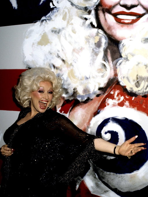 Good golly, this one hurts. Rest in peace Dolly Parton, American icon 💔

Images: Getty