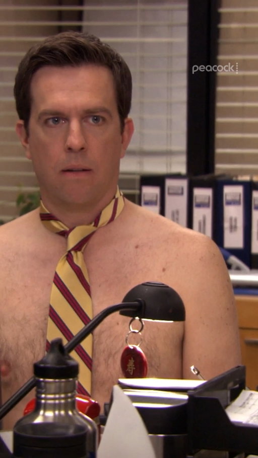Imagine being this level of unbothered 😅

#TheOffice is streaming on Peacock.