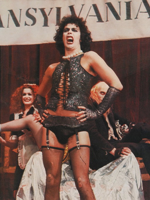 Legendary actor Tim Curry has passed away at age 80. The star was best known for his roles as Dr. Frank-N-Furter in the 1975 cult classic film 'The Rocky Horror Picture Show' and Pennywise in the 1990 TV adaptation of 'It.' Rest in peace to an icon. 🤍

Photos: Getty Images