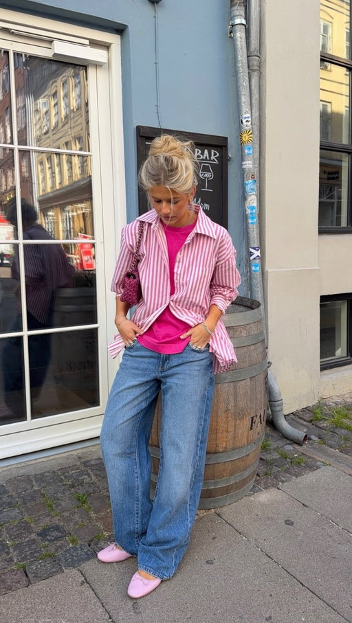 my go-to jeans 
Comment LINKS if you’d like them
#ad @oldnavy #oldnavypartner