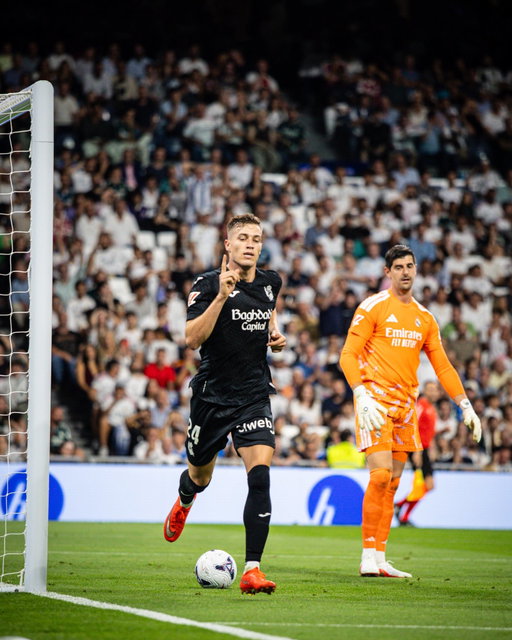 Hrvatski reprezentativac Luka Sučić uz dobru je igru postigao i izjednačujući pogodak za Real Sociedad na gostovanju kod Real Madrida - rezultat na poluvremenu je 1:1! 🙌

📸 @realsociedad

#Vatreni❤️‍🔥