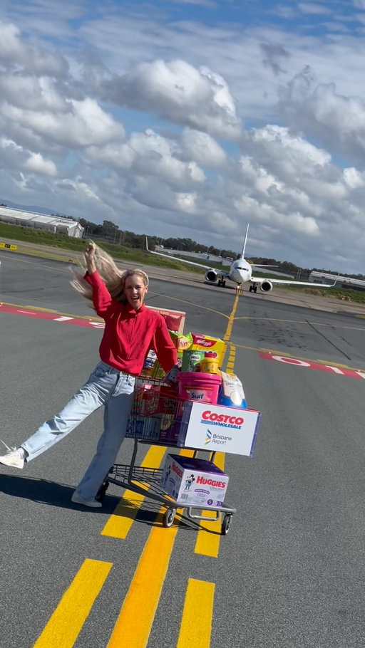 What do we want? @coscto_aus 🙌
Just announced, Costco will be coming to Brisbane Airport. The 15,600m2 warehouse and fuel station ground works have commenced with the store set to open in late 2029. 

#BrisbaneAirport #CostcoAustralia #Brisbane #Queensland
