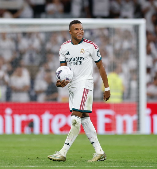 Pas content? Triplé….🎩⚽️⚽️⚽️