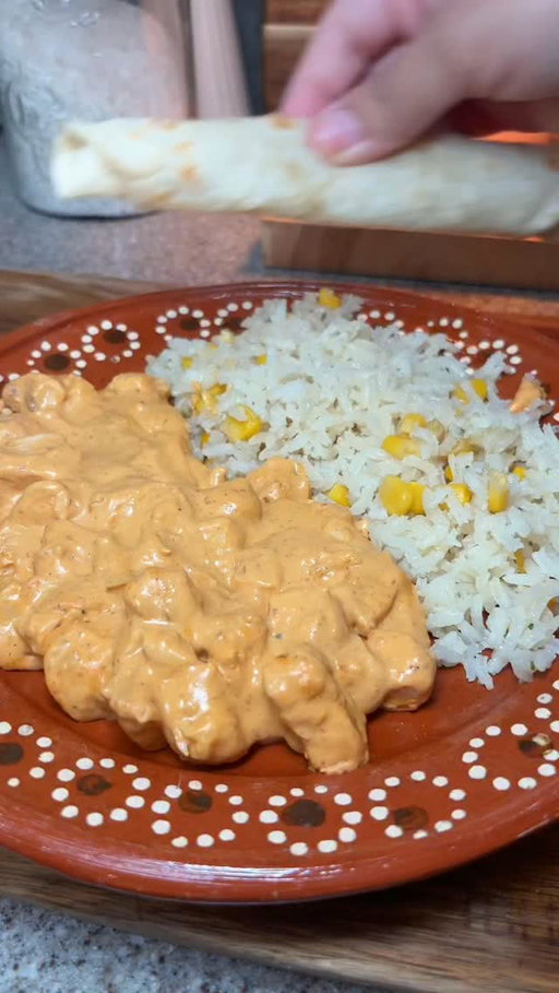 Pollo en crema de chipotle 🌶️ 

#polloenchipotle #recetasmexicanas #easymeals #cenadehoy #recetasfaciles
