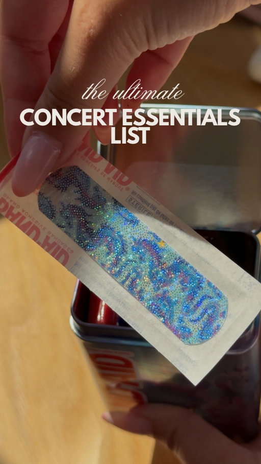 Concert essentials from someone who’s been to 20+ concerts in 2026 🎶✨ #BandAidPartner

My bag always has a portable charger, lip gloss, mini fan, and my @bandaidbrandcanada Magic Shimmer Tins 🩹 Because between new shoes, walking all day, and helping a friend, you never know when you’ll need one! These sparkly bandages are so cute, easy to throw in your bag and perfect for minor cuts and scrapes - don’t let a blister ruin your concert 💖#BandAidCanada