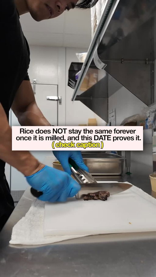 🚨 Think all rice stays fresh forever on the shelf? Think again!

The exact date your rice was milled changes everything about how it tastes, cooks, and feels on your spoon 🍚⚡️

❌ The hidden truth about aged shelf rice:

. Continuous moisture loss: The moment rice is milled, its natural oils begin to dry out over time.

. Unpredictable cooking results: Older grains absorb water differently, leaving you with dry or hard bites.

. The power of recent milling: Grains milled recently retain their moisture, yielding maximum fluffiness.

🚨 Don’t settle for stale grains! We ensure every bowl at Bowls of Rice starts with fresh-prepped, daily-steamed rice cooked to perfection.

👉 Taste the fresh difference in every bite!

🔗 Order at bowlsofrice.com (Link in bio!) #bowlsofrice #bowlsofricepartner #milwaukee #milwaukeefood