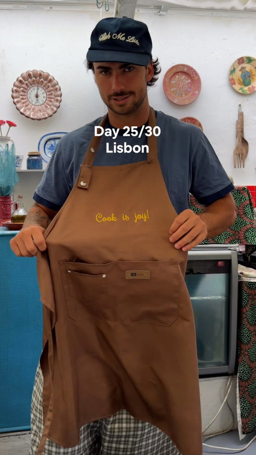 Day 25/30: @bennycasillas_ and @eliannaarvizu prove you can still enjoy a home cooked meal away from home.

Enjoy a traditional Portuguese lunch at a local’s home at the link in bio.