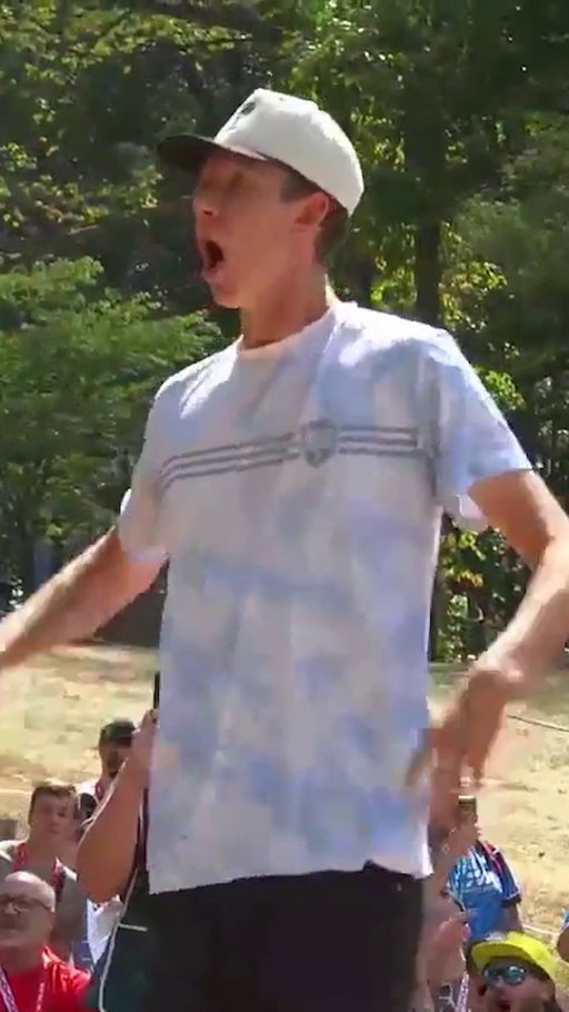 NOTHING BUT CHAINS!!! Gannon Buhr ACES the blind 528' hole 1 at Toboggan to kick off Round 2 at the PDGA Pro World Championships! 🤯

#SCTop10