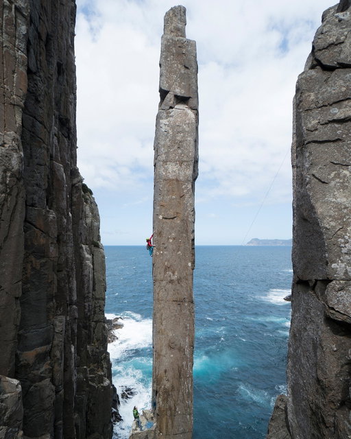 Sonnie Trotter (@sonnietrotter) on the Totem Pole, Tasmania.

Photo: Cameron Maier (@bearcam)