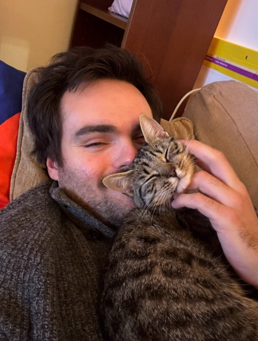 I lost my best friend unexpectedly and I am completely heartbroken

She was the happiest, healthiest, funniest cat. I thought she would outlive me. at least that’s what I wanted

It hurts so bad, but she was the best thing to ever happen to me and I am so grateful to her. She has my entire heart

Here are some of my favorite pics and vids of her

❤️ Peepee