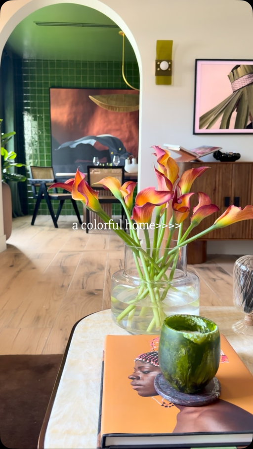 a colorful home>>>

Comment HOME for links to a few of my favorite dining and living room home decor pieces & furniture. Theres a full tour on my YouTube Channel link in bio ✨

https://liketk.it/6lWzz
