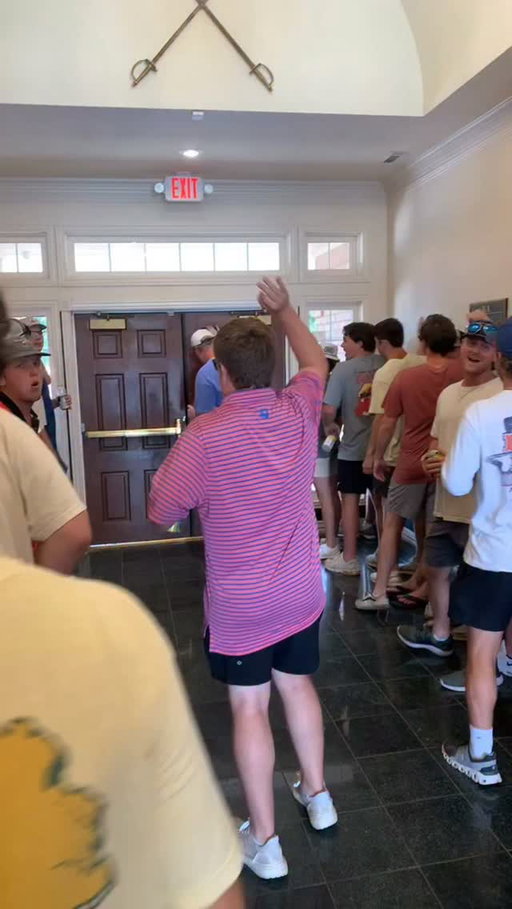 Inside look of rush at Texas Tech 🤙🏼

#bamarush #rush #frat #sorority #texastexastech