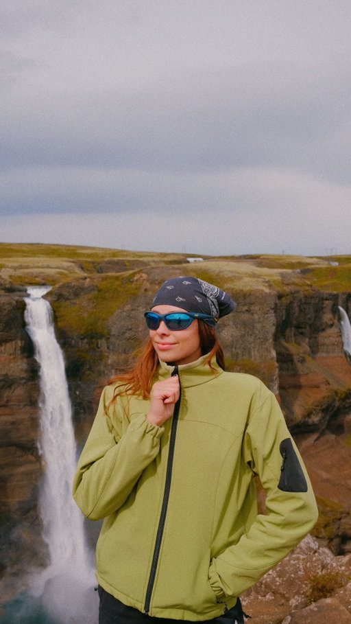 Dear Summer…. Iceland is calling 🇮🇸🌋📞

Seeing Iceland through my @mauijim Haulani shades makes this beautiful place even more vibrant than before. ✨ The perfect outdoorsy shades whether your summer takes you somewhere hot (or cold) ❄️ 

#DearSummer #outdoorsygirl #outdoorsunglasses #hikingoutfits
