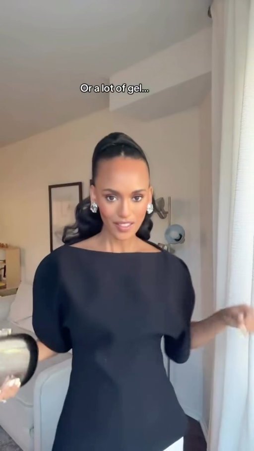 Literally almost that time of year we give the curls a little break…needing inspo! I love this ponytail look for holidays. 

#curlyhair #curlyhairstyles #curlyhairroutine #curlyhairproblems #curlynaturalhair