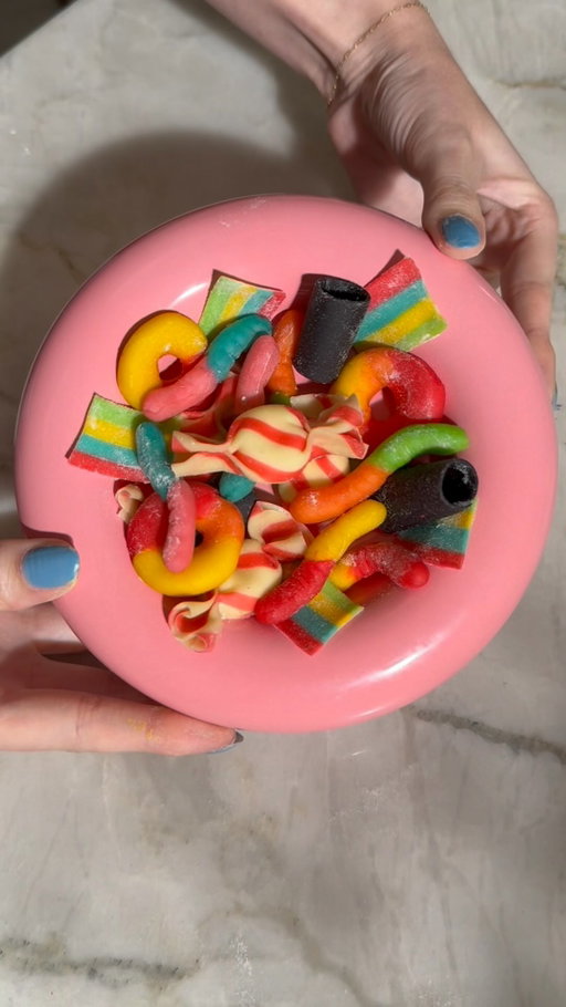 TMW you realize this isn’t real candy 🤯

Video by @lorneats
Music by @__enjoy_official__
