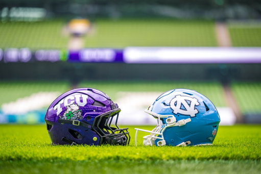 Today’s helmet matchup is a thing of beauty 🤩

Who’s ready to see these take to the field in just 5 hours time 🙋‍♂️ 

#MuchMoreThanAGame | #TouchdownDublin | #TouchdownIreland