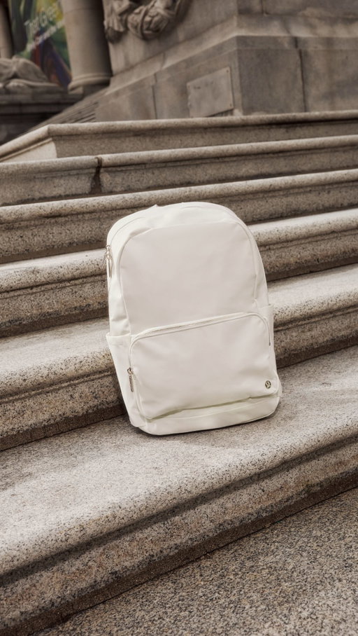 Ambassador @katydilibero stopped by the Mall of Qatar store to find her new-season essentials, from the Define Jacket to backpacks, bottles, and everyday accessories.
Shop the Back to School edit in-store.
