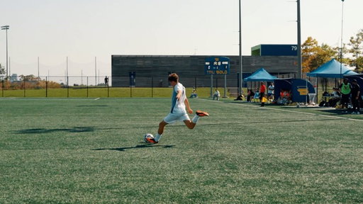 Let’s set the tone.

The @ouasport regular season starts TODAY.

Bold 🆚 U of T
📍 Varsity Stadium
⏰ 3:15 p.m.

🎥: @krushotit 
#BeBold | @tmubold