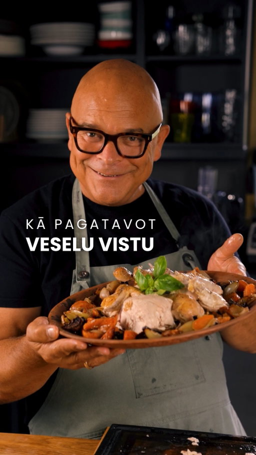Daudzi jautāja, kā izcept sulīgu, VESELU vistu cepeškrāsnī. 🍗 Noskaties līdz galam un uzzināsi visus manus knifiņus, lai vista sanāktu zeltaini kraukšķīga no ārpuses un sulīga no iekšpuses. 🤤

Un sulīgākās vistiņas, protams, iegādājamas @lidllatvija 🤍

#lidllatvija #sadarbība #recepte