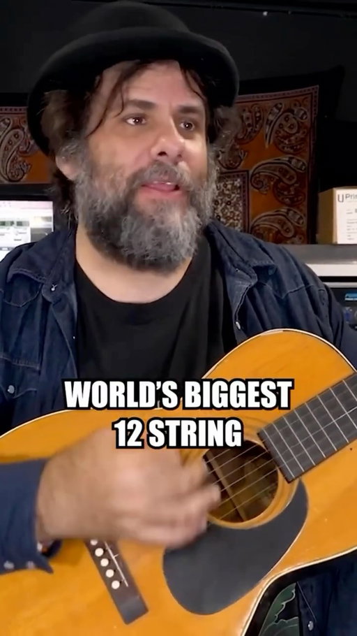 What Is High Strung/Nashville Guitar With @fernandoperdomoguitar 

#acoustic #guitar #audioengineer #warrenhuart #producelikeapro