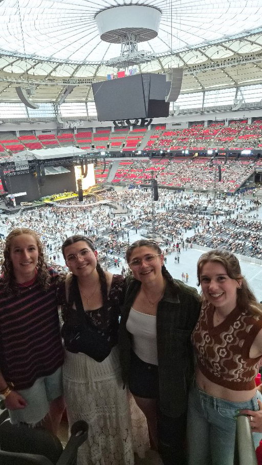 We Kahan't stop crying 🐞

#noahkahan #concert #vancouver #cry #trend