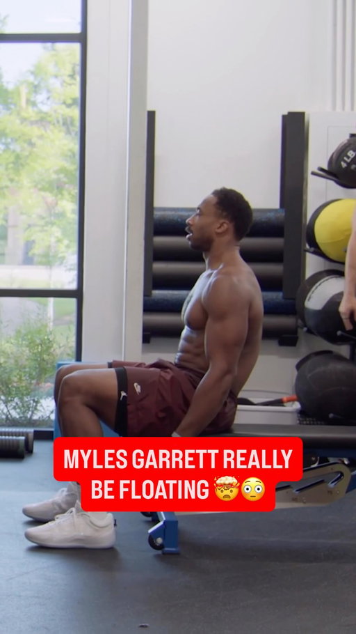 Myles Garrett on a different level 😦 (via @nflfilms)

#nfl #nflfootball #mylesgarrett #rams