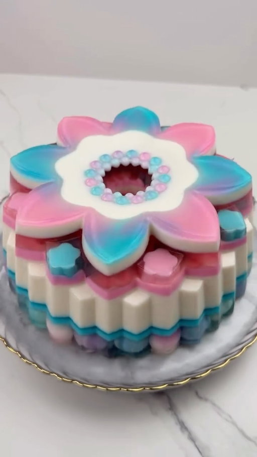 Would you try a cake like this? 🎂🍰🧁 #foodstagram #cakes #foodie #yummy #foodies