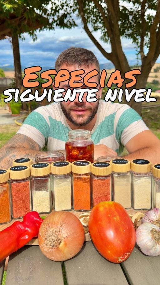 🧂ESPECIAS🧂
“Siguiente nivel”

¿Sabías que puedes preparar tus propias especias con verdura de temporada? Una opción de aprovechar el sabor para usarlo en cualquier momento.