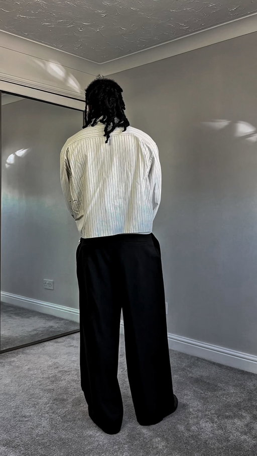 Ungatekeeping my most asked about shirts🙅🏾‍♂️
 
Can’t tell me I don’t put you on 😉

#wideleg #widelegpants #shirtsformen #ootd #uniqlo