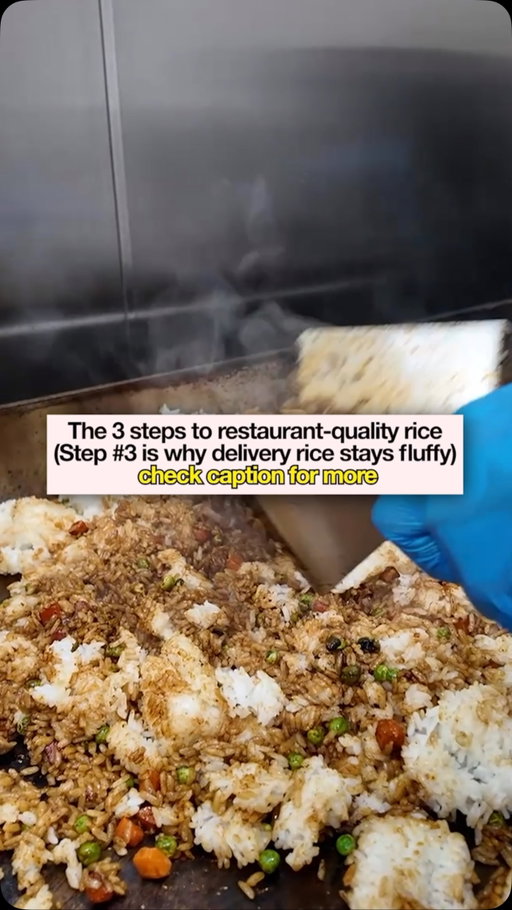 Ever wonder how takeout rice stays warm and distinct without turning into a soggy block in the container?

It comes down to these 3 non-negotiable steps:

1️⃣ Step 1 — Starch Control: Rinsing until cloudy water turns crystal clear.

2️⃣ Step 2 — Gram-Exact Water Ratio: Calibrating water volume down to the exact gram to account for daily humidity.

3️⃣ Step 3 — Micro-Vented Vapor Release (The Secret): Packing piping-hot rice straight into sealed plastic traps condensation, turning it soggy in 10 minutes. We use micro-vented packaging so excess steam escapes while core heat stays trapped inside.

Real culinary detail in every single order.

📍Address: 2537 S Wabash Ave, Chicago, IL 60616
Mon-Sun: 10AM - 11PM
 
📲 Skip the kitchen stress today. Visit bowlsofrice.com to get your fresh lunch bowl delivered in Chicago 🥢 #bowlsofrice #bowlsofricepartner #southloopchicago #wabashavenuechicago