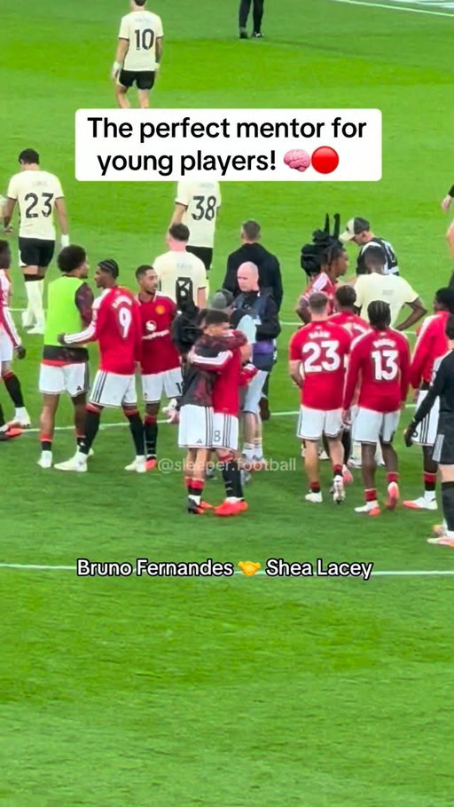 Bruno Fernandes guiding the next generation of Manchester United talent. 🔴🧠

#mufc #manutd #ggmu #PremierLeague