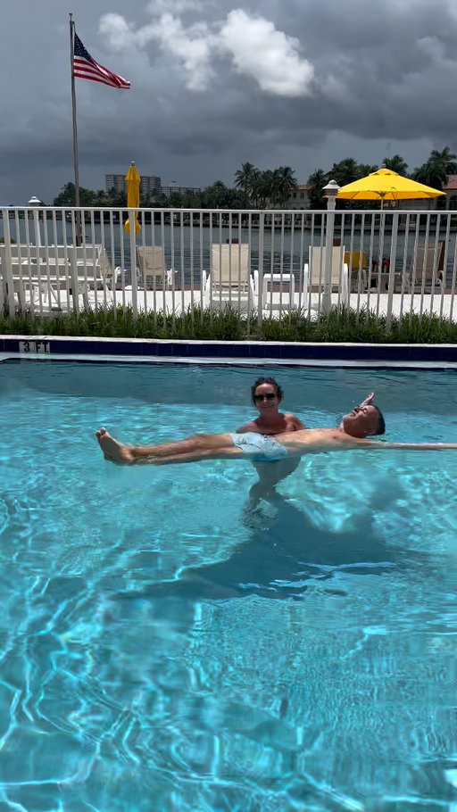 I WANNA PEE WITH YOU EVERYWHERE #VACATION #alwaysonvacation #FUN #FLORIDA #iwannapeewithyoueverywhere  @unvmyhair