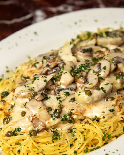 Lemon Chicken Piccata is calling your name 🍋