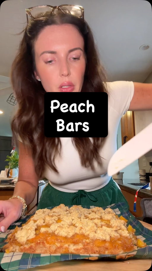 Make peach crumble bars with me 

#easyrecipe #cookwithme #peach #oatbars