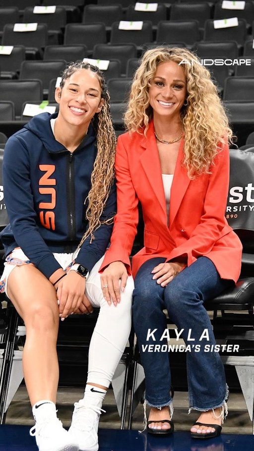 “My family is extremely loving. … Yes, we all have our own issues – we’re a family – but the love surpasses all of it.” - @veronicaab22 

Veronica Burton’s family is more than her support system. It’s her foundation.

The @valkyries guard opens up about her relationship with her sisters Kendall and @kayb2 and brother Austin, and the family bond that continues to guide her on and off the court

🎥: Watch “Beyond Basketball, Family First | Veronica Burton Diary” on Andscape’s YouTube Channel.
🔗 Link in bio!