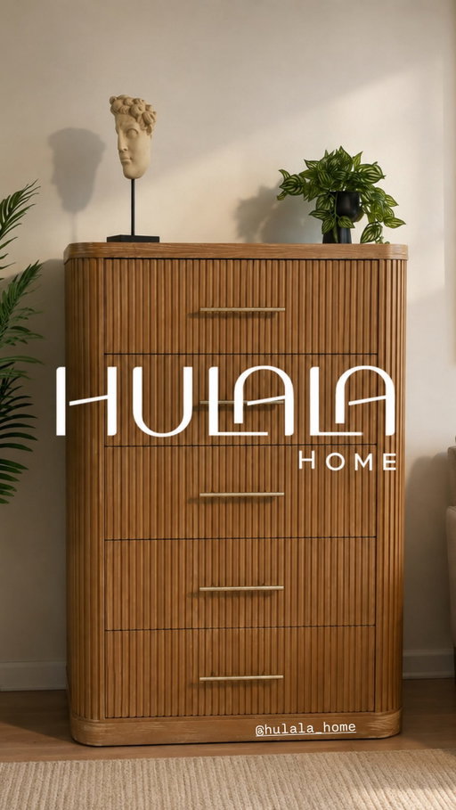 A little home refresh with my Verral Fluted Wood 5-Drawer Dresser from @hulala_home 🤎✨

I love how the fluted design adds such a warm and elevated touch to the space while giving me plenty of extra storage.

Use code MBI15 for 15% off 🛍️

#HulalaHome #HomeDecor #BedroomDecor #Dresser #HomeInspo