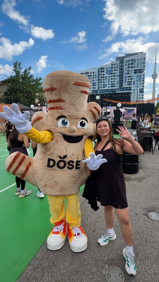 Not a morning person but will rally if I take a @dosejuice ginger shot 🫚 

The life of @thecoffeeparty was Gingy, for sure 💛

#dosejuice #thecoffeepartytoronto #torontougccreator #torontosummer #shakeyourselfawake