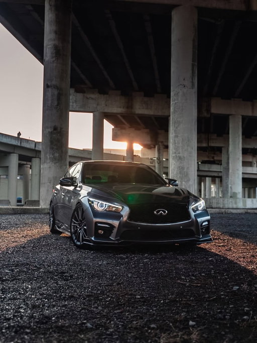 Bold design meets the edge of the city. Stand apart from the urban landscape. 

📸 @flxvzn

Put your drive in focus. Tag @infiniti. 

#INFINITI