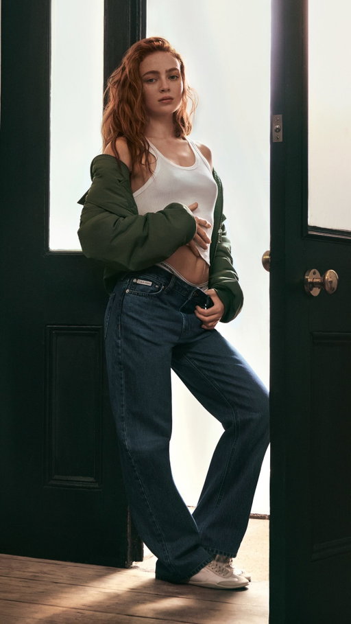 In the perfect fit, nothing else matters. 

@sadiesink_ in the 90s Straight Jean. The fit of the decade, renewed for now. 

Find your fit at CalvinKlein.com