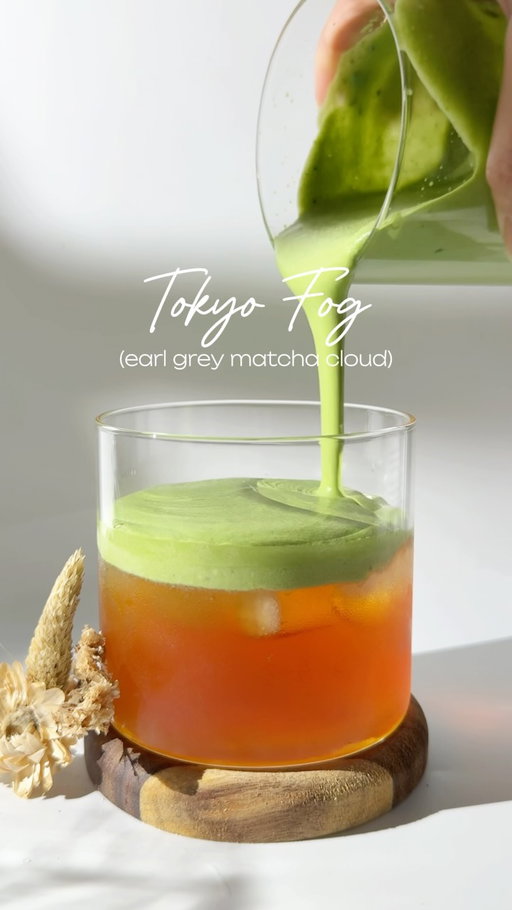Finally tried Earl Grey Matcha Cloud (Tokyo Fog) and it’s good, not really a fan of Earl Grey but whoever discovered this recipe, you did great!! I love the pairing and the Earl Grey is not overpowering ✨

First Matcha of September!! HBD JK 🤎

matcha: @sadomatcha__ 

#matcharecipe #foryou #matchagram #matcha #matchalover