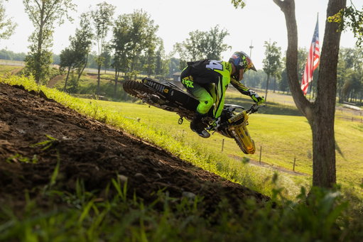 If you haven’t checked out our new @foxmoto edit ‘STILL DREAMING’ yet go and check it out on the @foxracing YouTube Channel! 🤘🏽