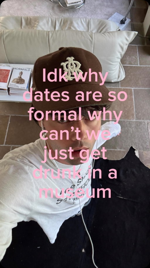 Why?

#artdealer #art #aesthetic #interiordesign #explore