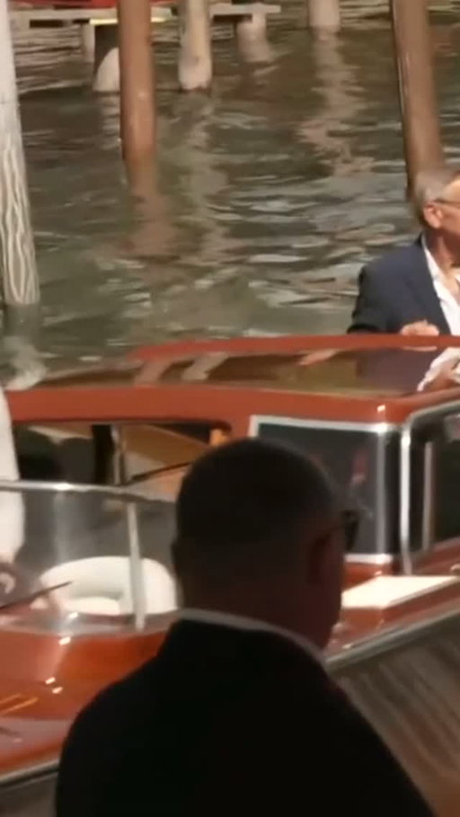 George Clooney signed autographs for fans after he arrived by boat for a Venice International Film Festival press conference. 

Clooney is being awarded the Golden Lion for Lifetime Achievement award at the festival.

Tap the link in @BBCNews’s bio for more of the latest culture and showbiz stories.

#GeorgeClooney #VeniceFilmFestival #BBCNews