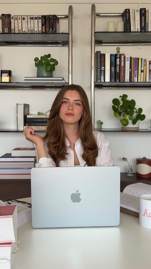Entre les études, la création de contenu et tout ce qu’il y a entre les deux… mon MacBook Air m’accompagne partout
Découvrez le MacBook Air sur Amazon — lien en bio
@apple @amazon.fr #yournextchapter #macbookair #B2S #AppleStudentEssentials #macbook

Publicité