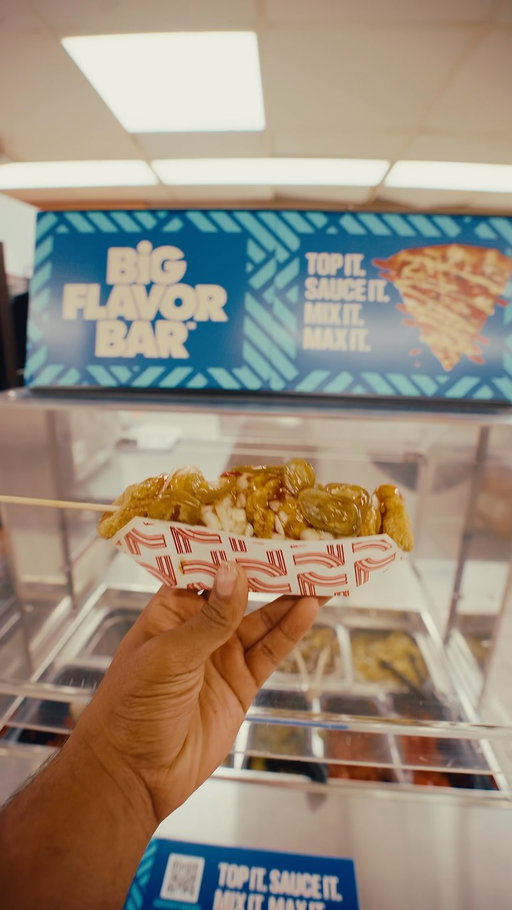 Sometimes you just gotta switch it up 😂 I went in with no real plan and somehow ended up making my new go-to order… the sweet + spicy + crunchy combo was too good 🔥

What are y’all adding to yours? @7ELEVEN #7ELEVENPartner