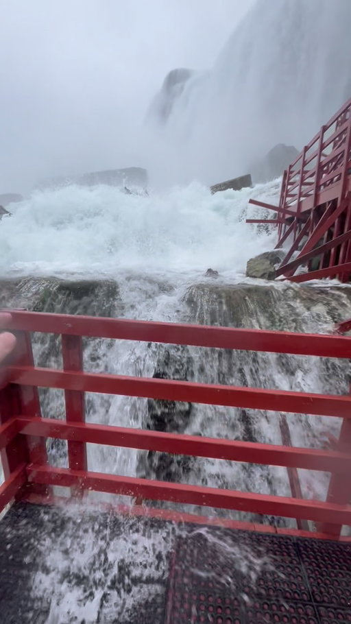 [NIAGARA FALLS USA TRAVEL SERIES]

And no…I am not your new weather reporter talking about today’s heavy rain, hail and lightning in Toronto.

Instead, this is what you can experience up close at the “Cave of the Winds” at the Bridal Veil Falls in the USA side of the Niagara Falls.

@niagarafallsusa 

#NiagaraFallsUSATravelSeries #BridalVeilFalls #CaveOfTheWinds #NiagaraFallsUSA #MoVernie
