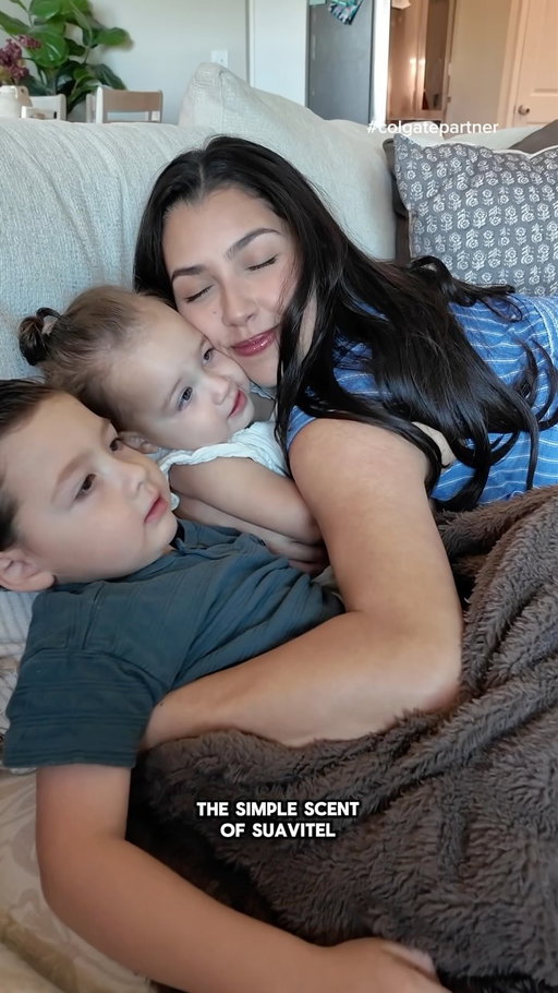 #ad To me, @fabulosobrand means it’s Sunday Reset Day or that guests are coming over, @irishspring is the end of the day’s fresh clean scent, and @suavitelus embodies the cozy at-home feeling. Do you guys have any memories tied to these products? Today our kids are getting the same traditions and routines passed down to them with the help of @walmart #colgatepartner