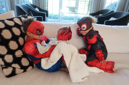 Canada Day looked a little different this year :’) 🇨🇦🕸️☕️🦖♥️
#hair#spidey#coffee