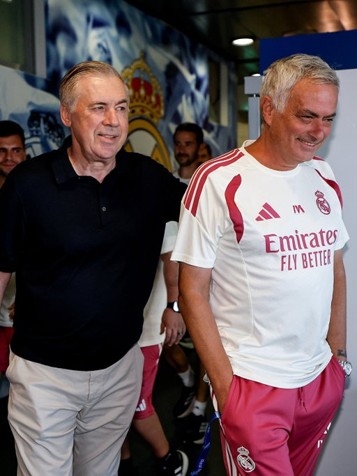 😊 @MrAncelotti at #RMCity.
🫶 Carlo Ancelotti, en la Ciudad Real Madrid.
