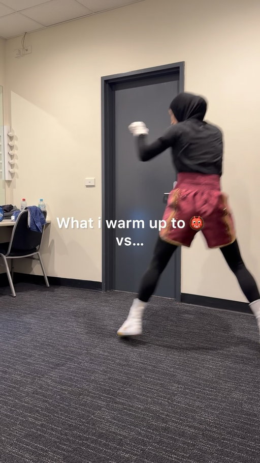 HAHAHAHAH there was no way I was walking out to ‘Till I collapse’ even though it hypes me up more 🥲🤣🤷🏻‍♀️

#boxing #femaleboxer #walkoutsong